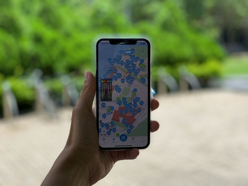 Rider holding the LocoBike app map